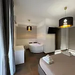 Relais Petruzzelli בארי