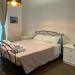 לינה וארוחת בוקר Relais Petruzzelli בארי